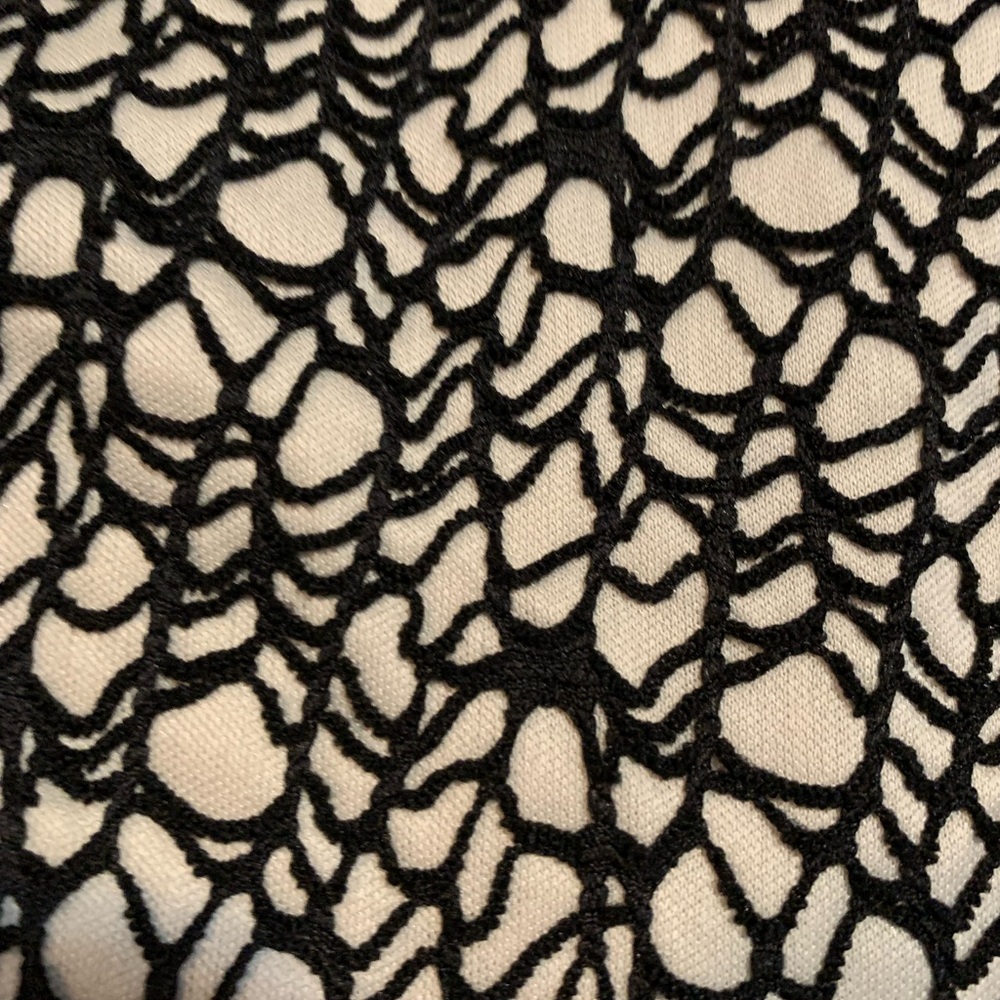 Annianna Black Thread Dress Medium - Picture 3 of 5